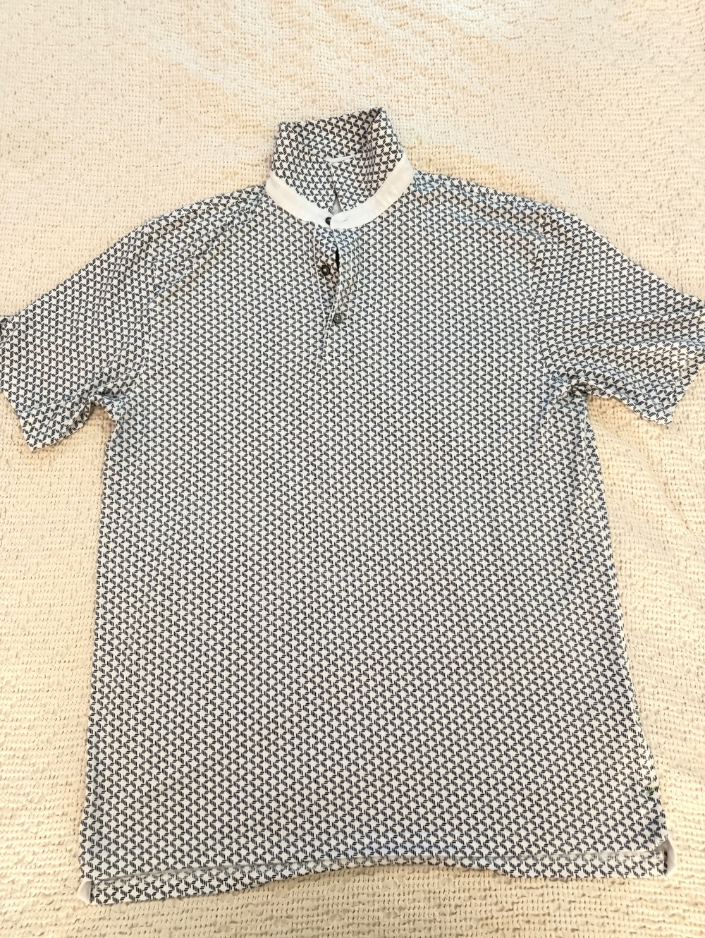 tasc white and navy patterned polo shirt
